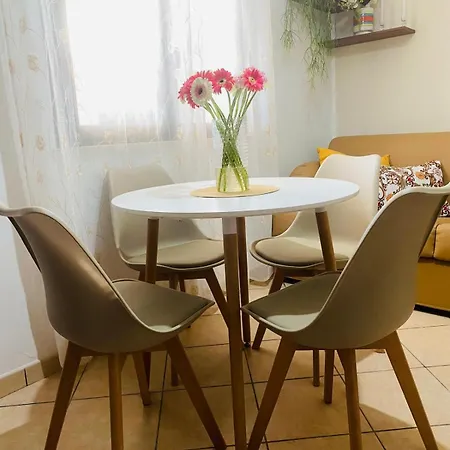 Apartment Viki House Mazara